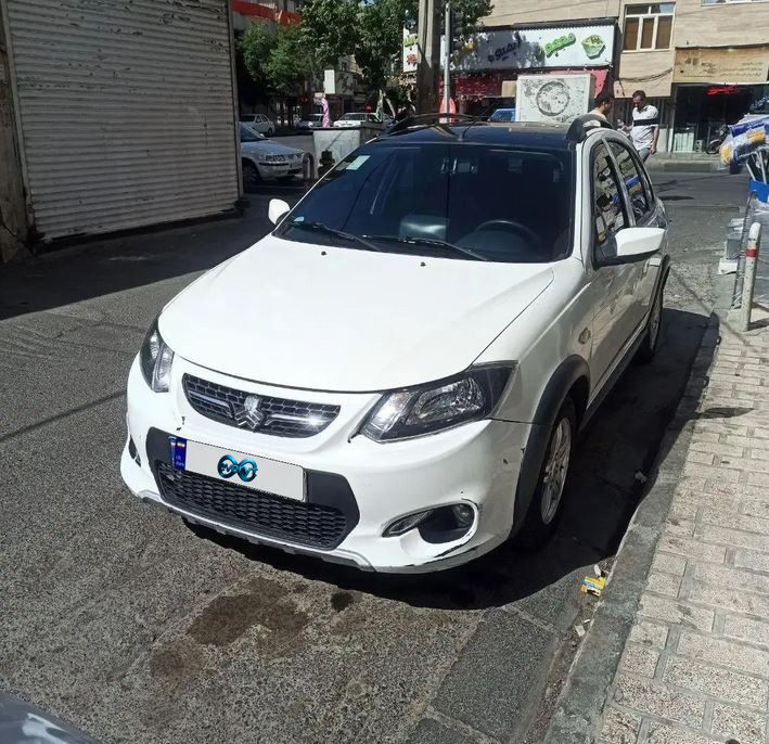 کوییک R پارس خودرو مدل 1402سفید مشکی